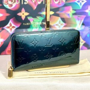 Louis Vuitton Vernis Zippy Wallet